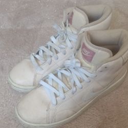 Nike Shoes Pink 