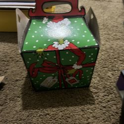 Mcdonald’s Grinch Happy Meal