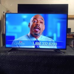 50 Inch Roku 4k Smart Beautiful Tv Comes With Remote Control Shows Great Picture Works Perfect Guaranteed 