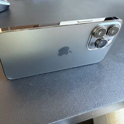 Apple iPhone 13 Pro (fully functional like new)