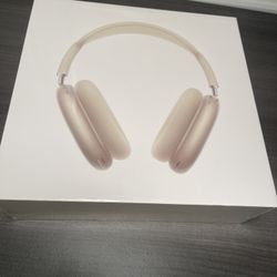 SEALED APPLE AIRPOD MAXES NEW