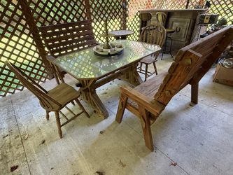 Outdoor dining set
