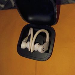 NWT  Beats Pro 2 Wireless Bluetooth Headphones Creme Color 