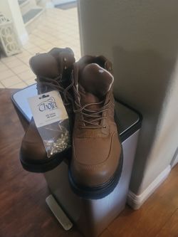 Wading boots