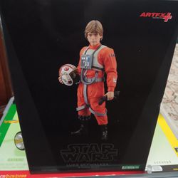 Star Wars Luke Skywalker X-Wing Pilot 1/10