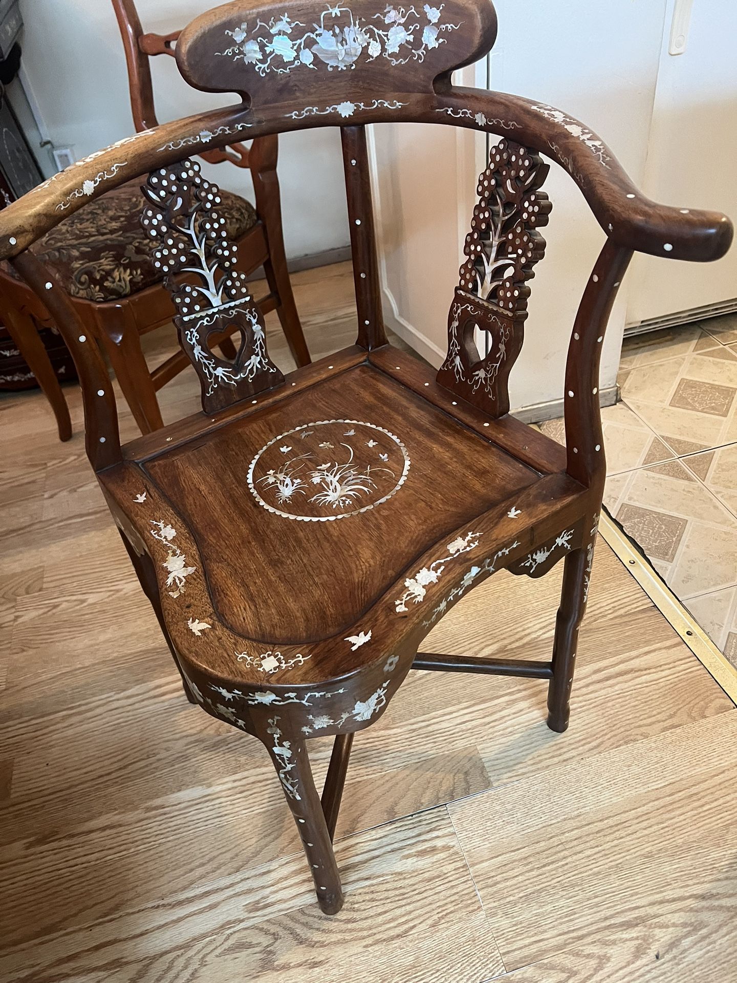 Chinese Mother of pearl set 