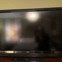 47” Vizio  TV 