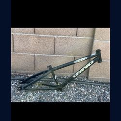 DYNO BLAZE 20” Frame