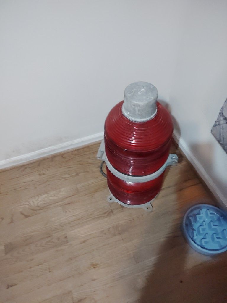 Vintage Telecom Collectable Beacon Warning Light .