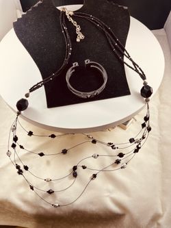 Chico's necklace and bracelet combo