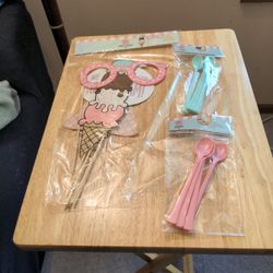 Ice Cream Photo Props w/ Colored Spoons