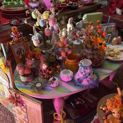 Lots Of Decorations 