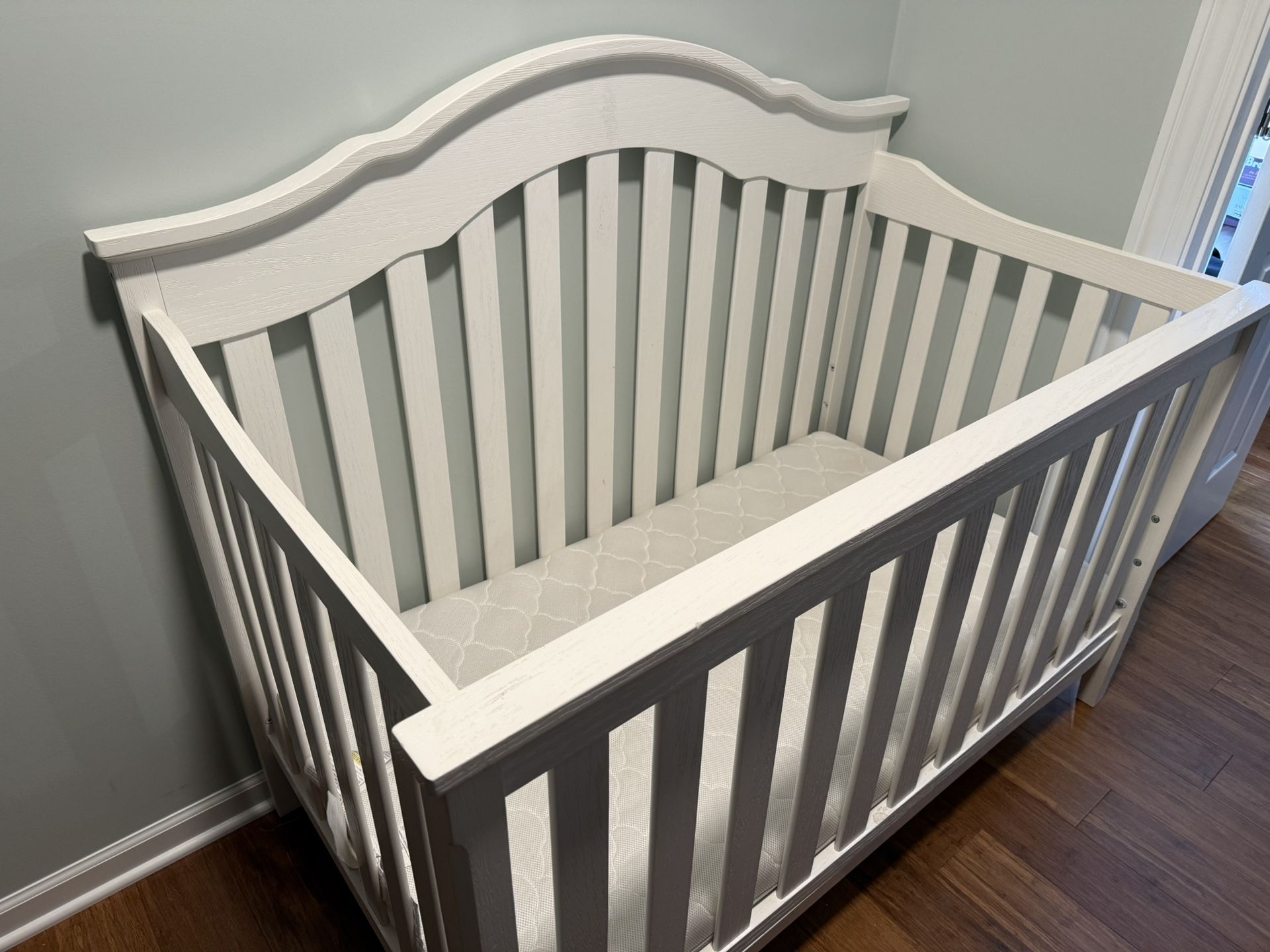 Used Delta 6-in-1 Convertible Crib + Used Newton Mattress
