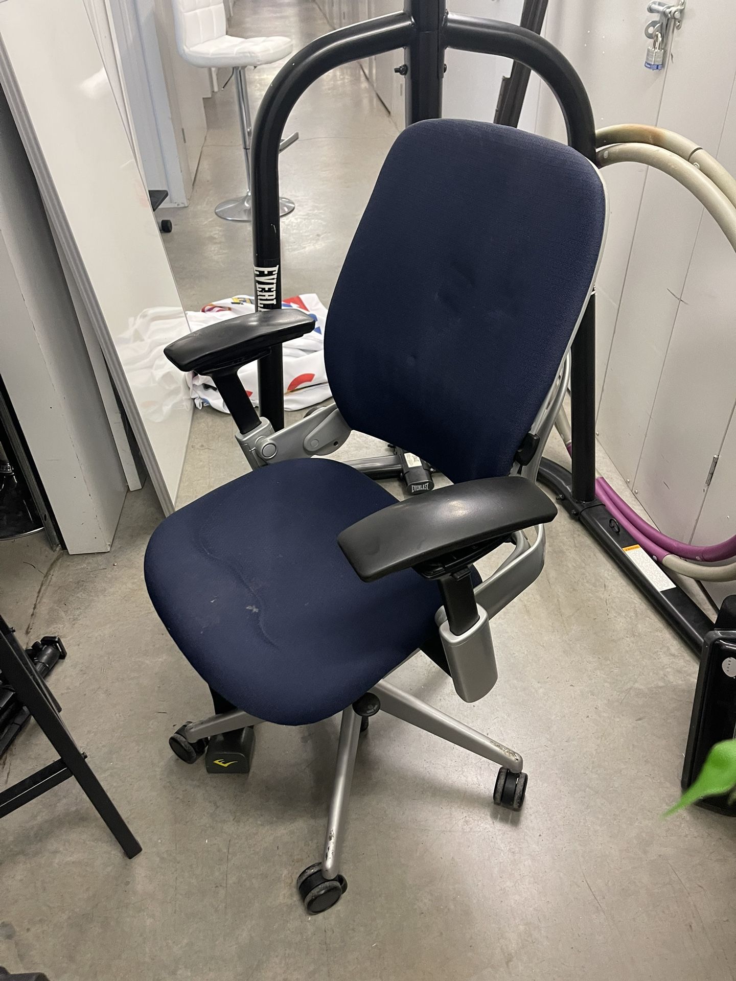 2 Desk Chairs
