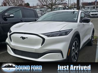 2025 Ford Mustang Mach-E