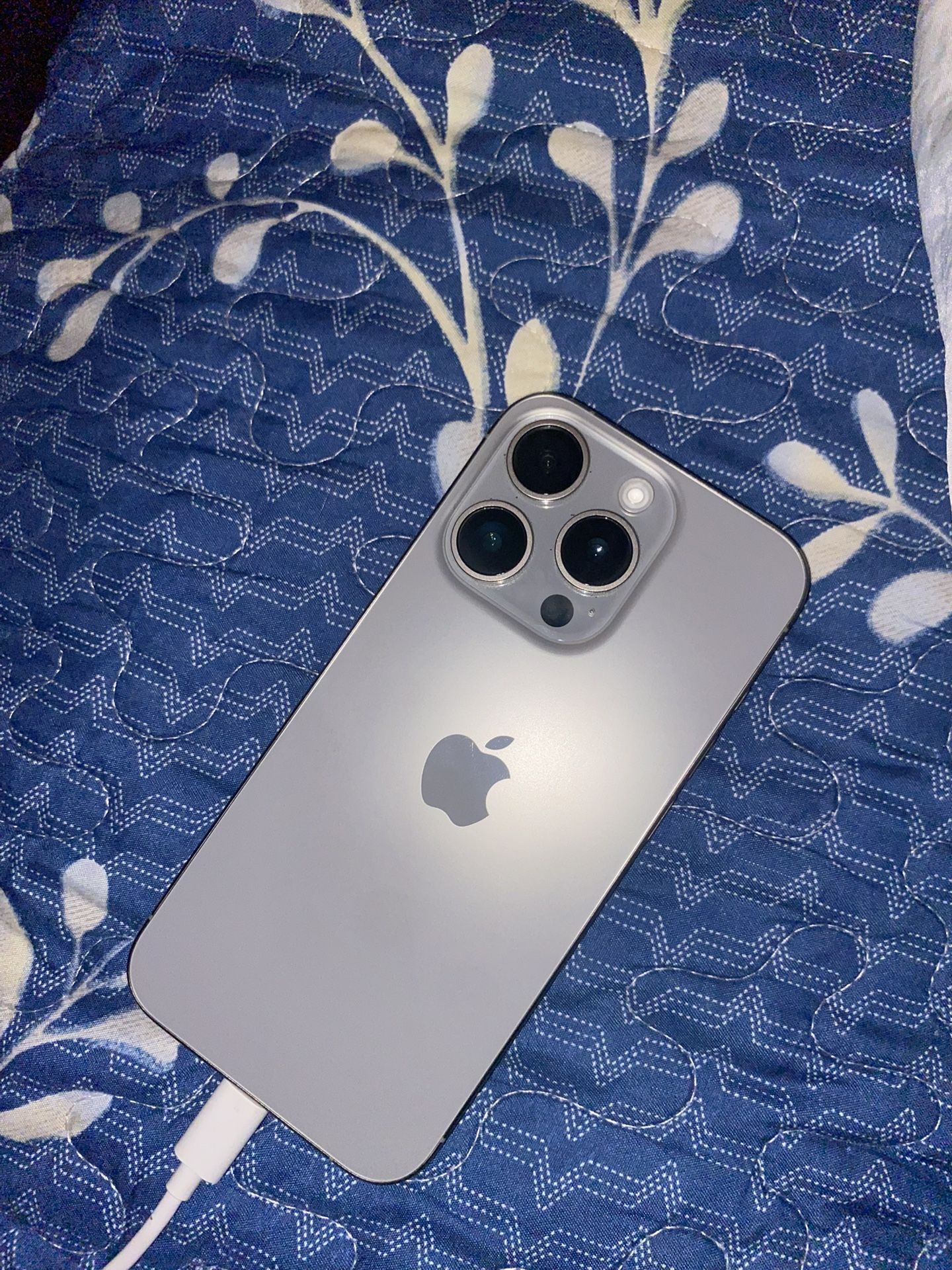 IPHONE 15 PRO
