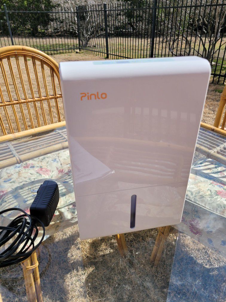 Pinlo Mini Room Dehumidifier 