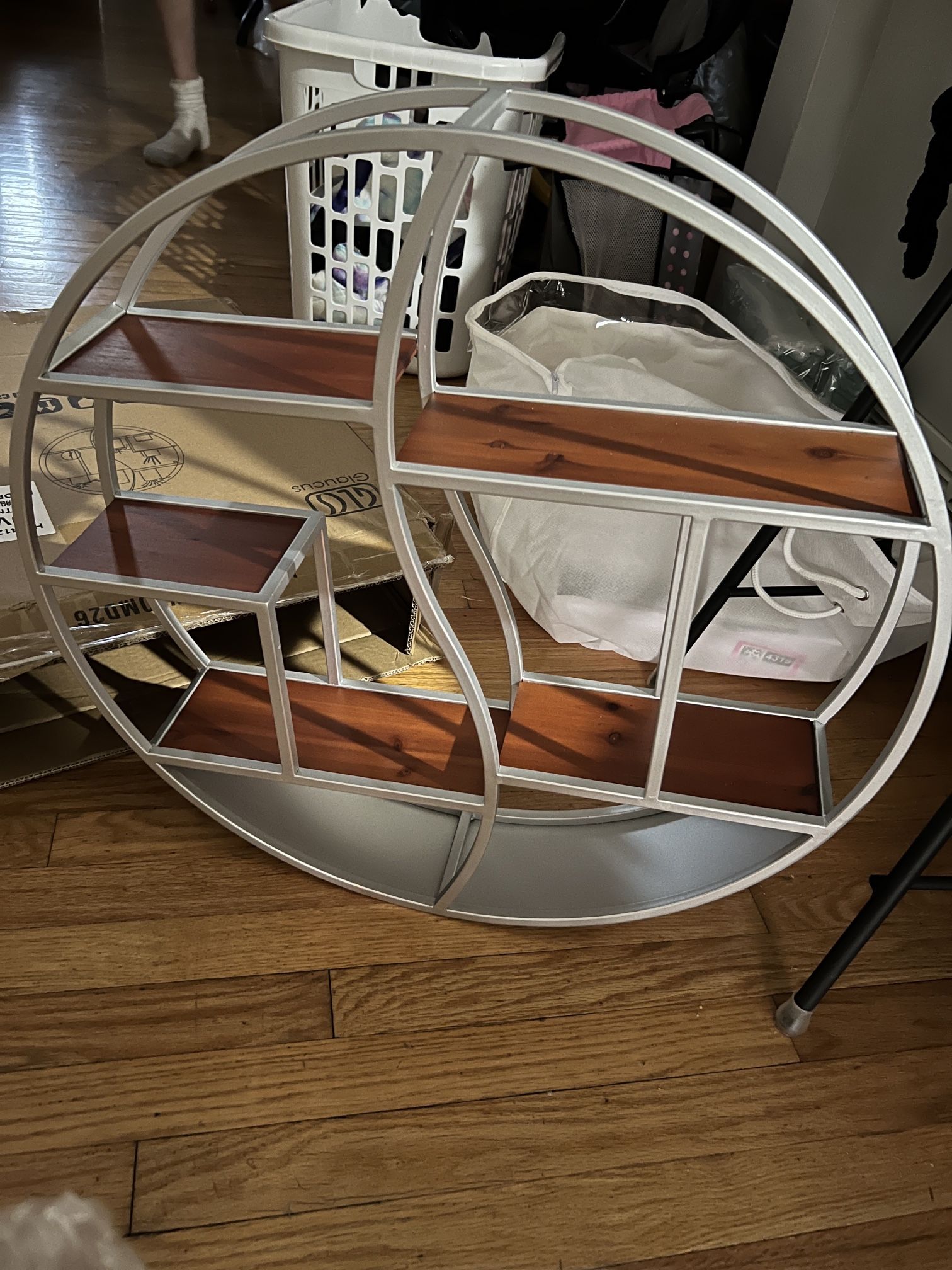 Round Shelf