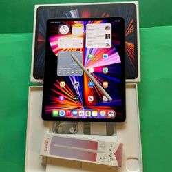 Apple iPad Pro 12.9” 5th Generation (2021 - M1 Chip) 256GB With Pen & Keyboard Case (1TB $890) 