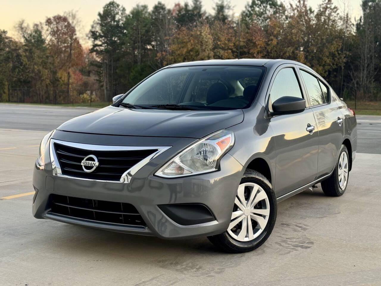 2019 Nissan Versa