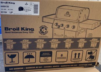 Brand New / Never opened / Never used - Broil King Baron 320 Black 3-Burner Liquid Propane Gas Grill