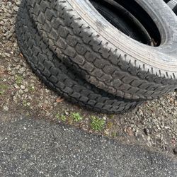 11r24.5 Tires (2)