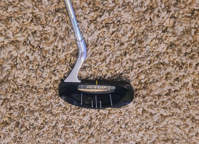 Like New DUNLOP Perfect Line 3 Black Putter (RH)