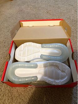 NIKE AIR MAX 270 (GS) 7y