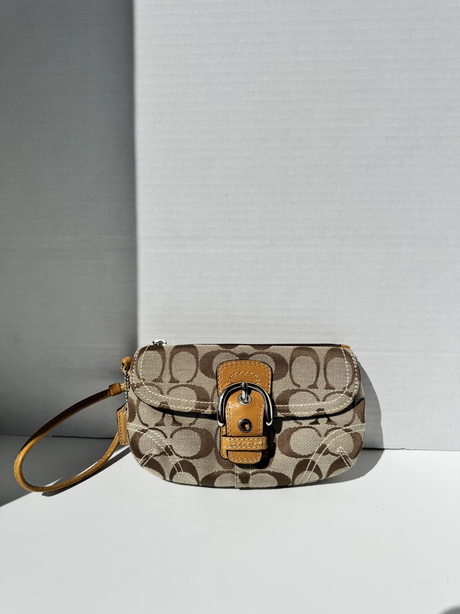 Vintage Coach Soho Brown Leather Mini Wristlet