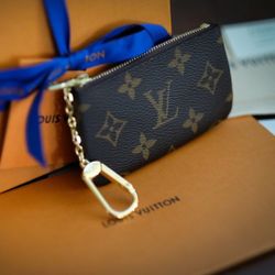 Louis Vuitton Key Pouch 100 % Authentic
