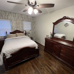 Full. Bed Set