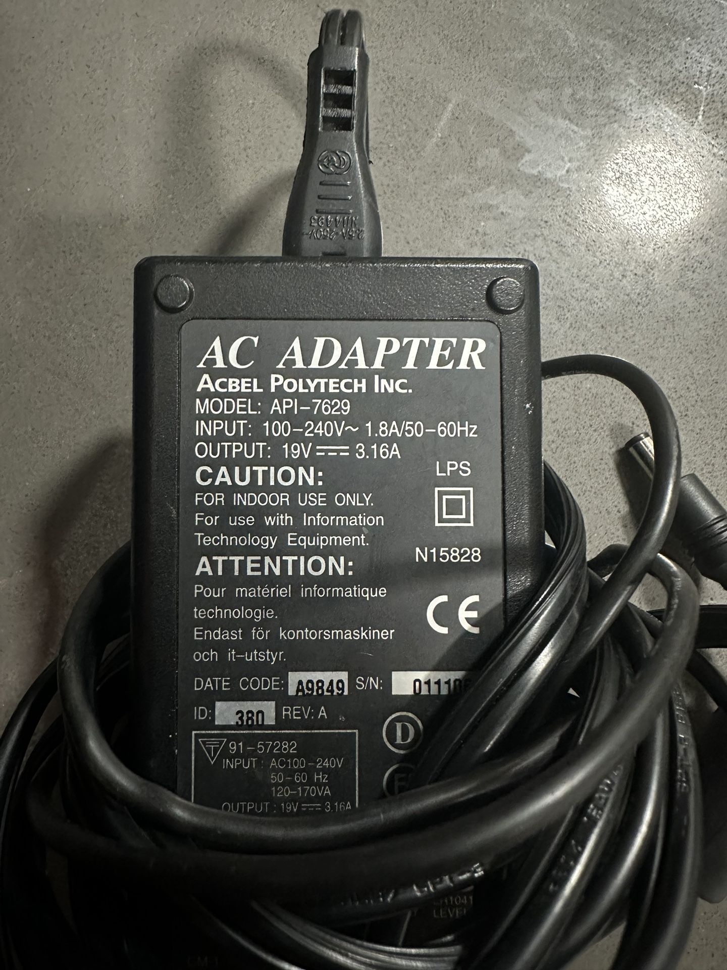 API-7629 Laptop AC Adapter