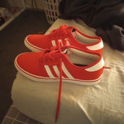 Adidas Size 10 1/2