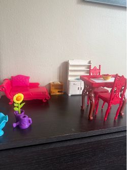 Doll house furniture