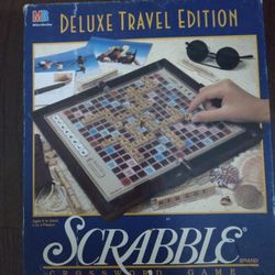Scrabble Deluxe Travel Edtion Vintage