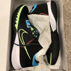 Kyrie Flytrap IV Black Lime Glow Size 12