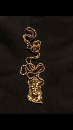 24” chain and Jesus pendent 14k gold
