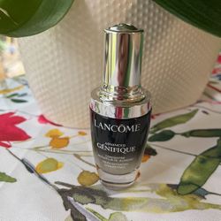 Genifique Serum - 1 oz