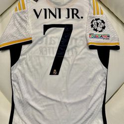 Size small ,xl,2xl Real Madrid Vini JR player version Soccer jersey playera best quality . Real Madrid player fan player version playera Ask for price