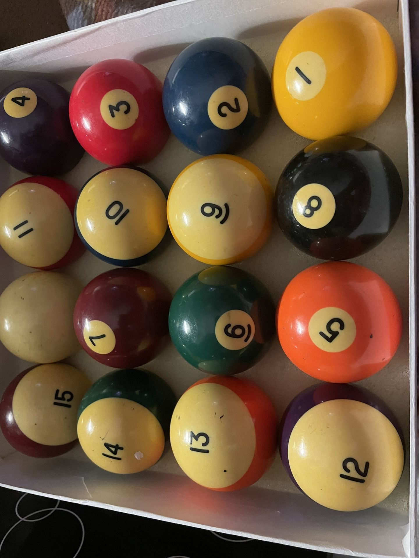 REGULATION POOL BALLS
