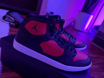 Air Jordan Mid-Top Sneakers Black Red