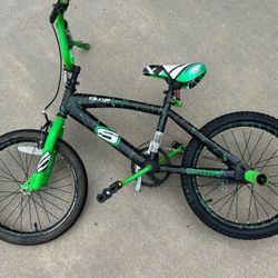 Dynacraft Surge 18”BMX bike