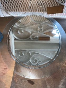 Round Wall Mirror with Silver Frame