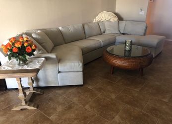 Living Spaces Aspen Sectional