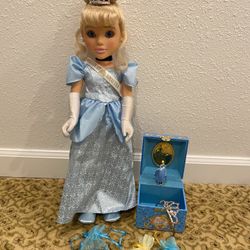 New Disney Cruise Collection Doll With Accessories And Music Jewelry Box