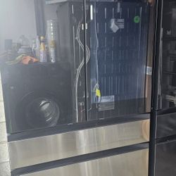 Refrigerador Samsung Bespoke Family Hub de 28,6 pies cúbicos, 4 puertas, 36 pulgadas de ancho, compatible con Smart, con puerta francesa, máquina de h