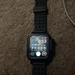 Series 4 , 44mm With Cover