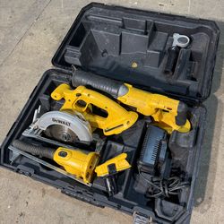 DeWalt 18Volt Combo Tool Set in Hard Shell Case