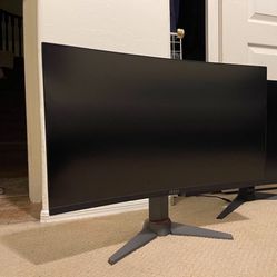 MSI 27" Curved Monitor