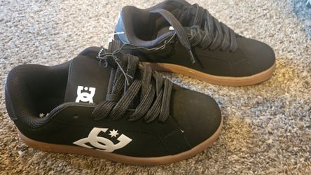 DC Shoes Low-Top Skate Sneakers